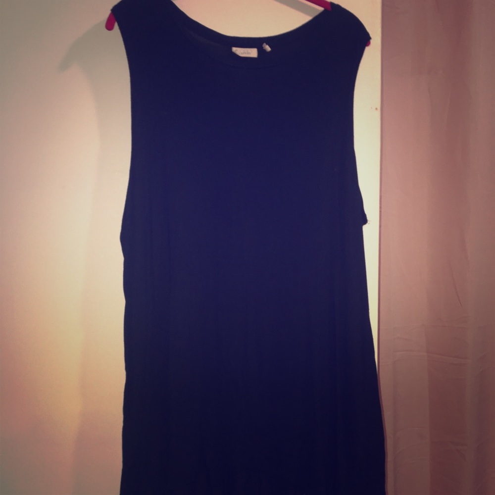 LOGO Layers Black Tunic Top